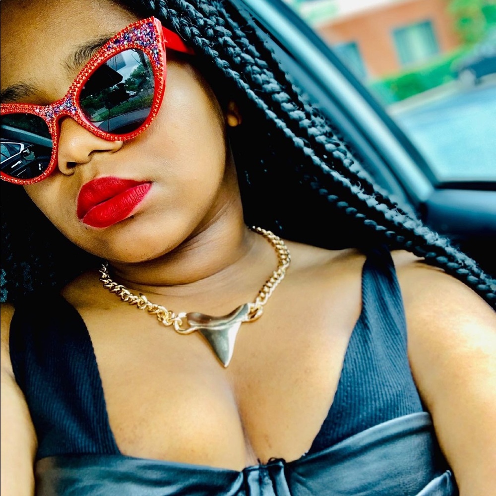 ****NEW ARRIVAL “She Slays” Sunglasses